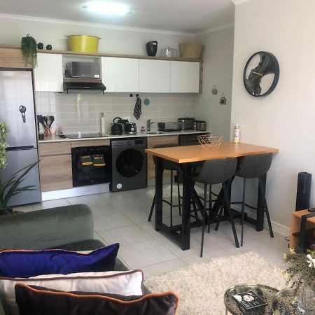 Luxurious Waterfall 1 Bedroom Condo With Free Uncapped Wifi Midrand Buitenkant foto