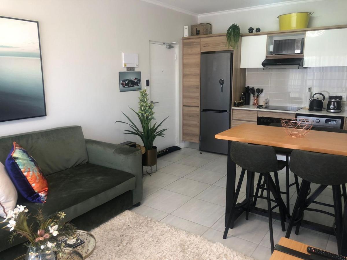Luxurious Waterfall 1 Bedroom Condo With Free Uncapped Wifi Midrand Buitenkant foto
